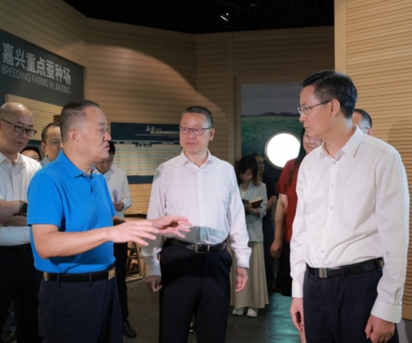 陳偉書記蒞臨調(diào)研歷史經(jīng)典產(chǎn)業(yè)提質(zhì)發(fā)展工作